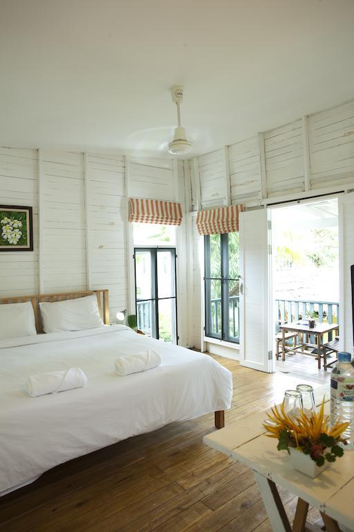 Sunshine Inn Resort Khao Lak Habitación foto