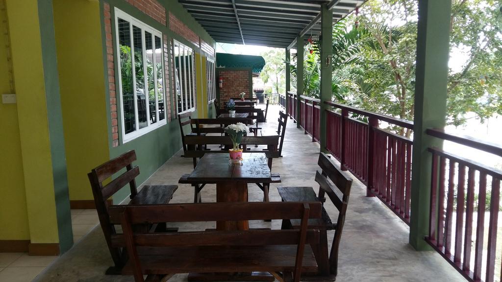 Sunshine Inn Resort Khao Lak Exterior foto