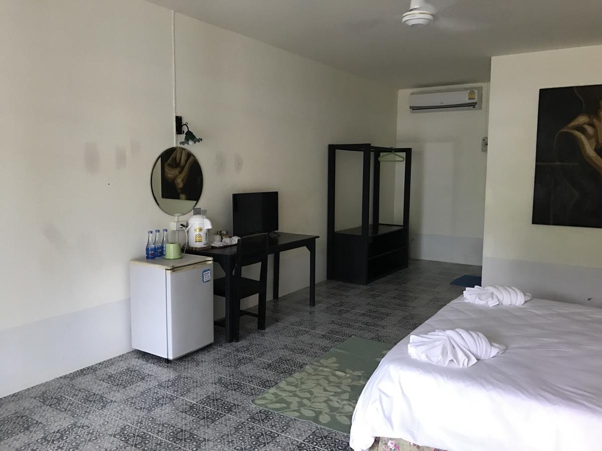 Sunshine Inn Resort Khao Lak Exterior foto